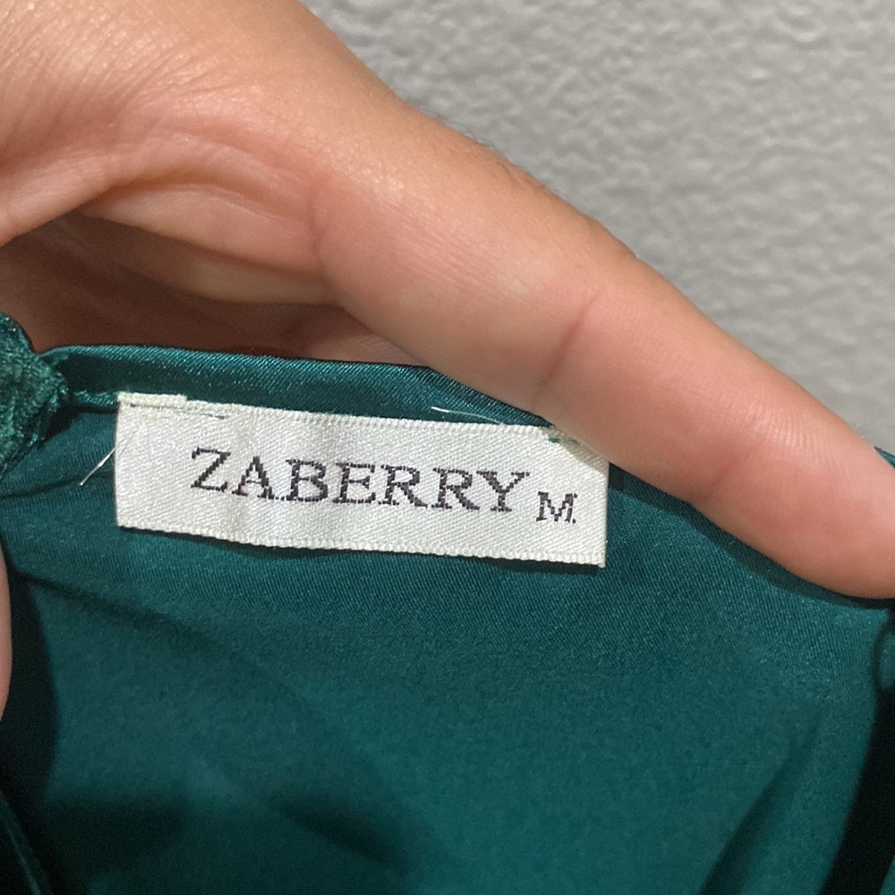 Zaberry Hunter Dark Green Satin Cowl Slouch Neck Leg Ruching Midi Dress Size M - Picture 5 of 6